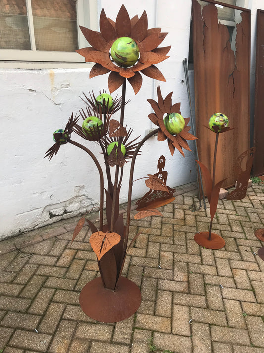 Mooie zonnebloem met 3 bloemen